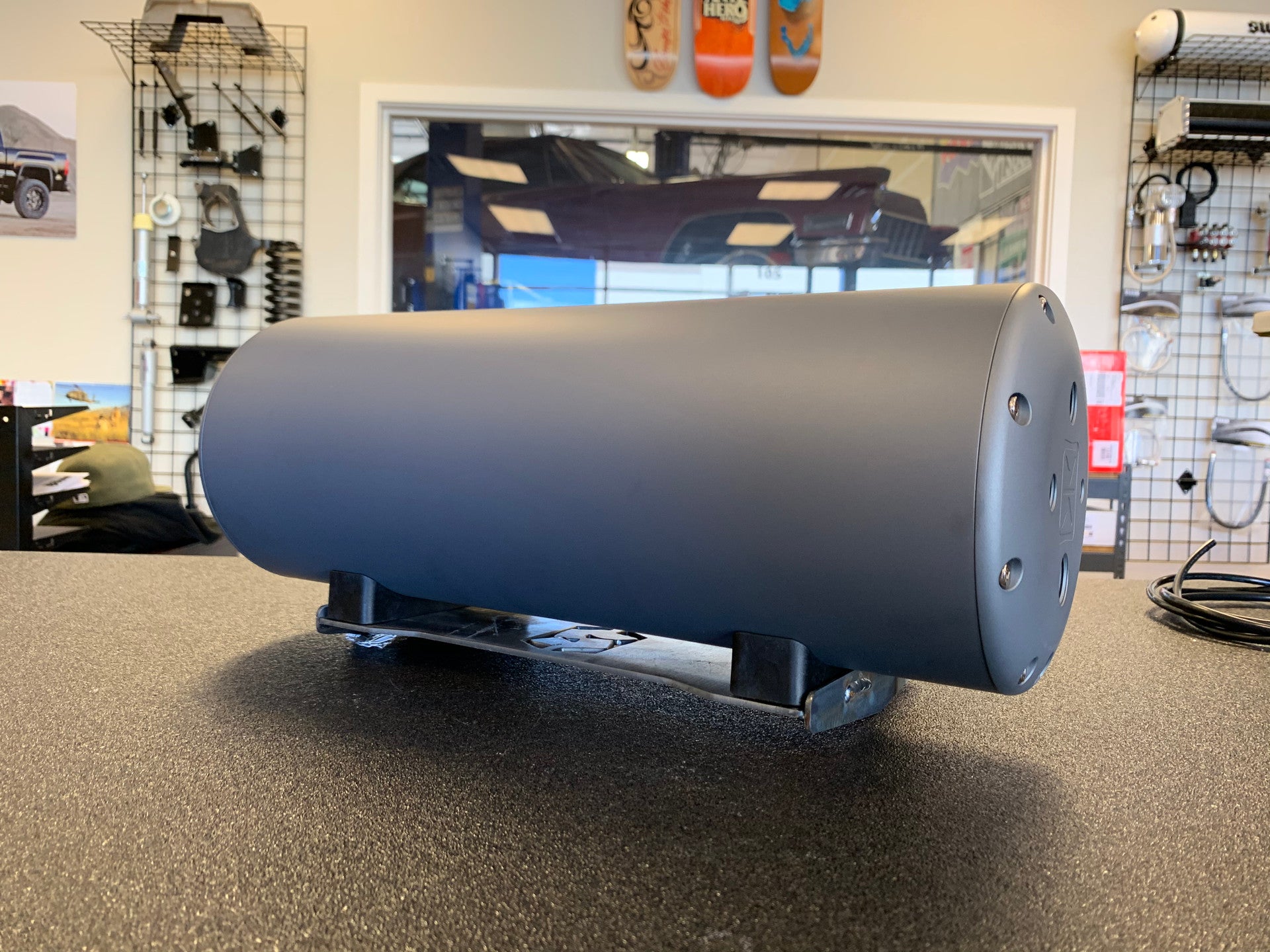 Accuair Endo Series Tank Bracket