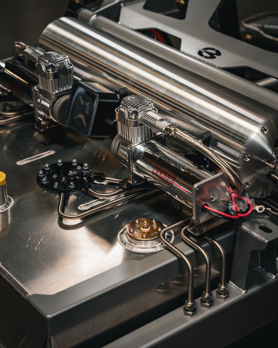 Accuair Endo Tank Floating e-Level+ ECU Mount
