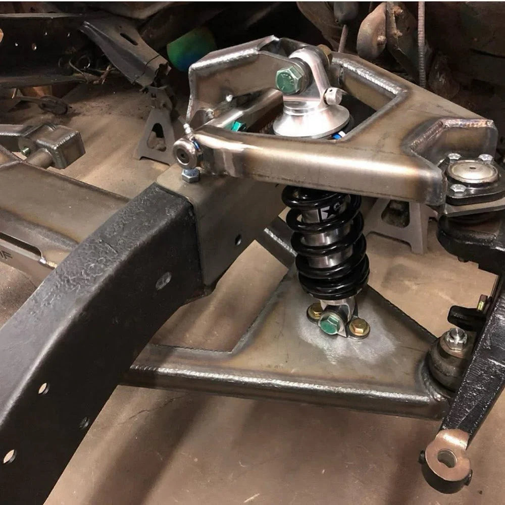 Selfmade Fab 63-87 c10 crossmember coilover kit