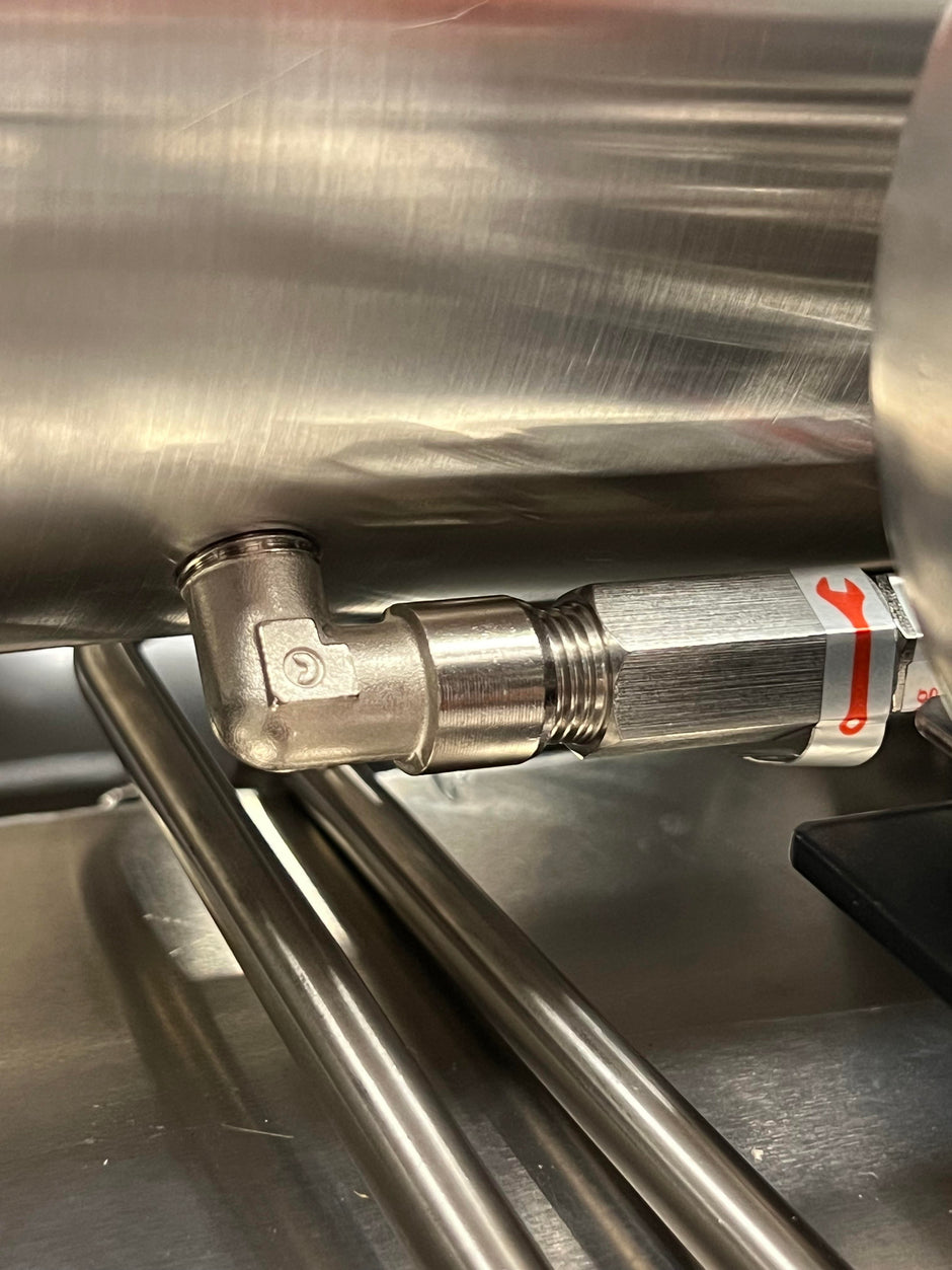 Accuair Endo Tank Floating Compressor Mount